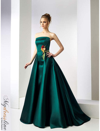 Exclusive and Ultimate Fashion Evening Designer Dresses in California