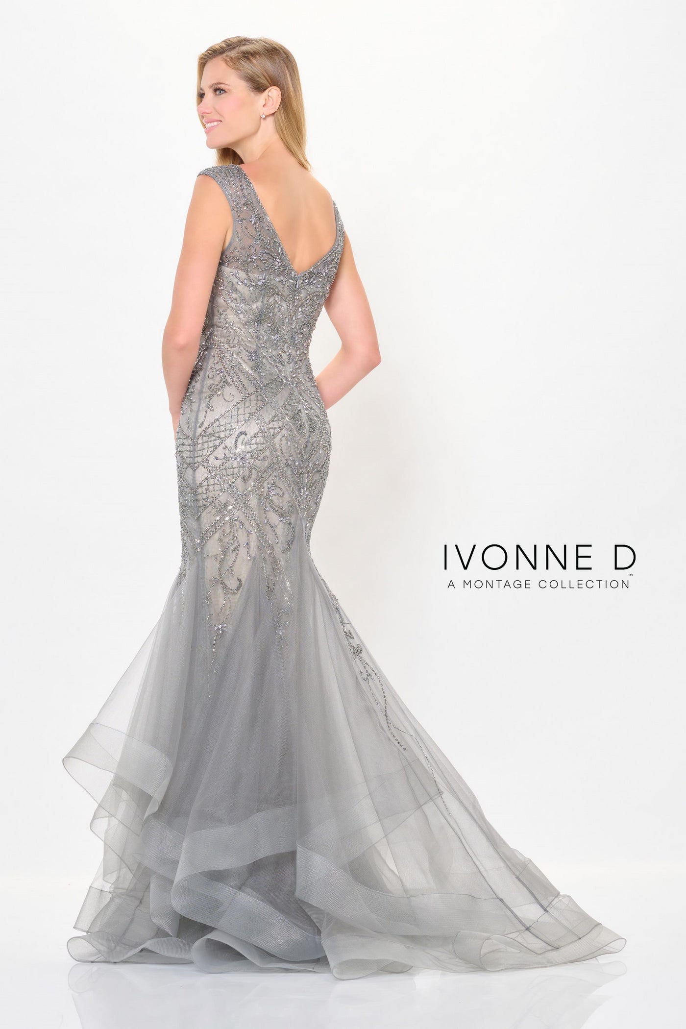 Ivonne D ID6210