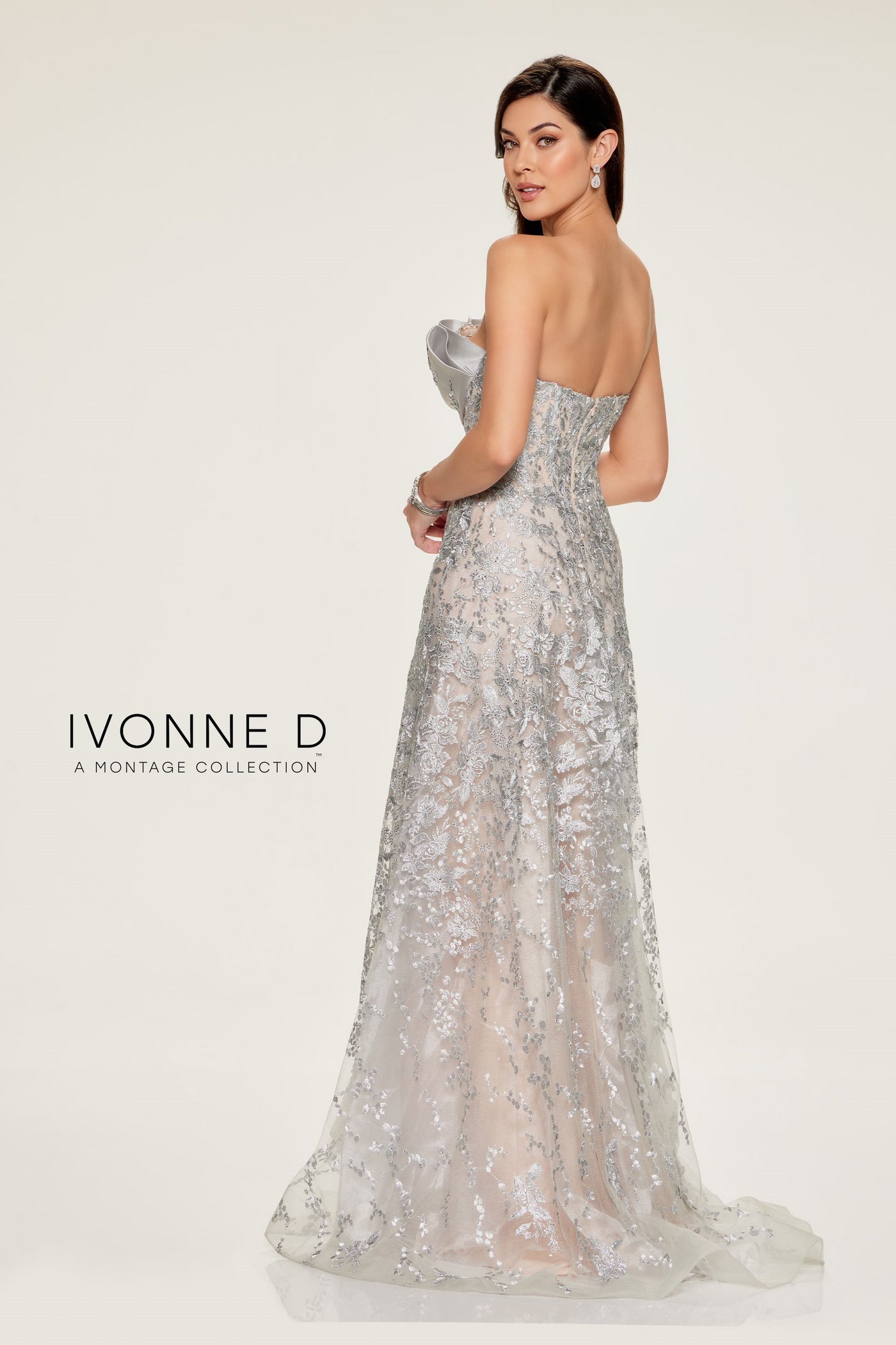 Ivonne D ID804