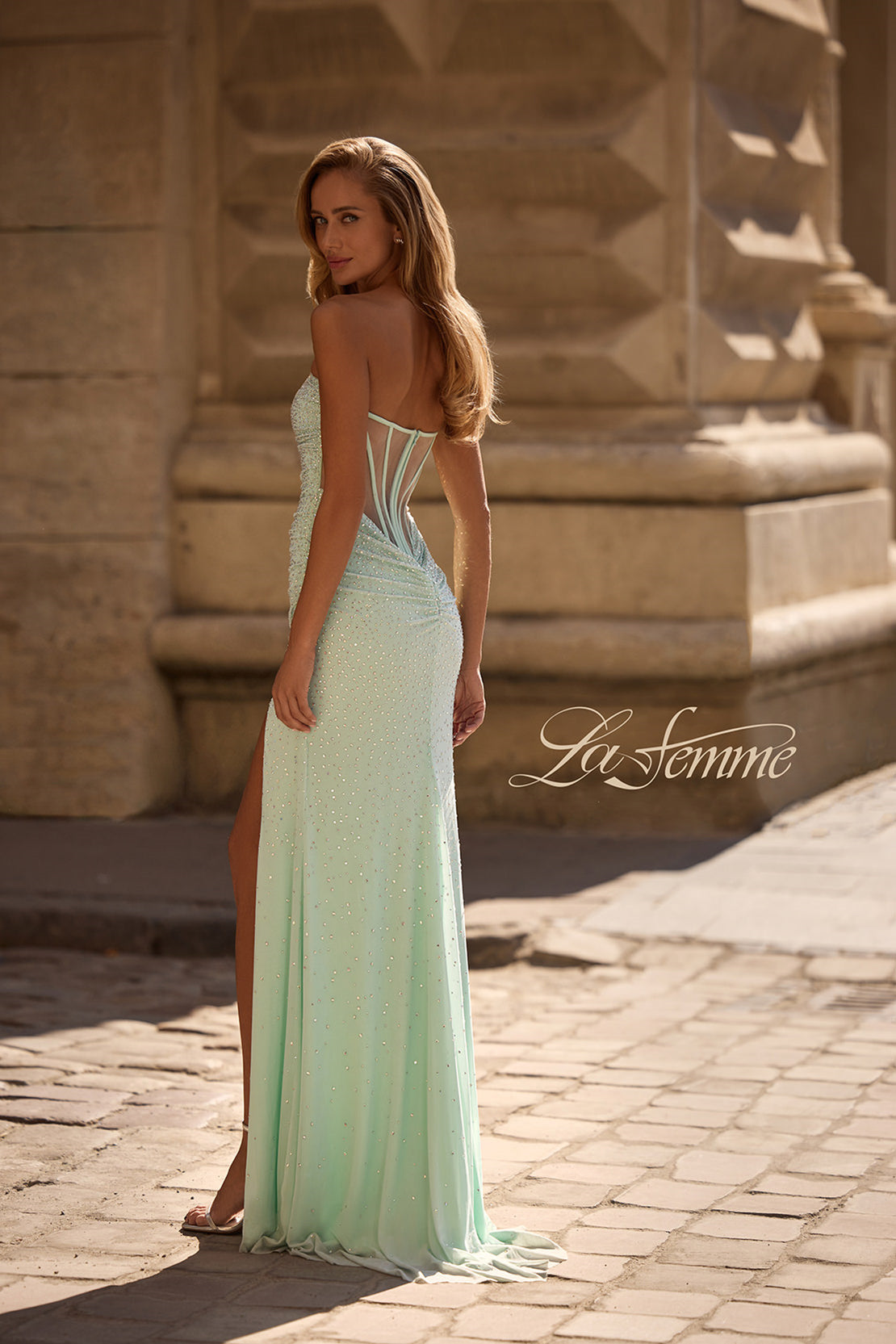 La Femme 32774