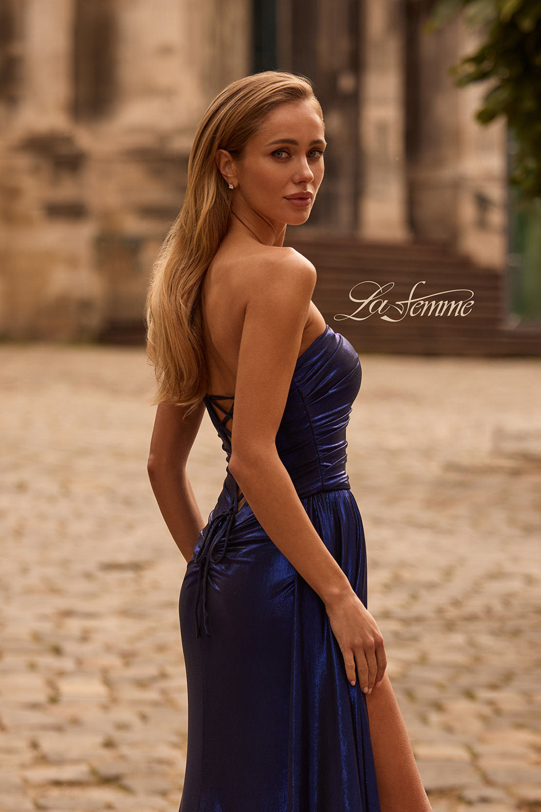 La Femme 32830