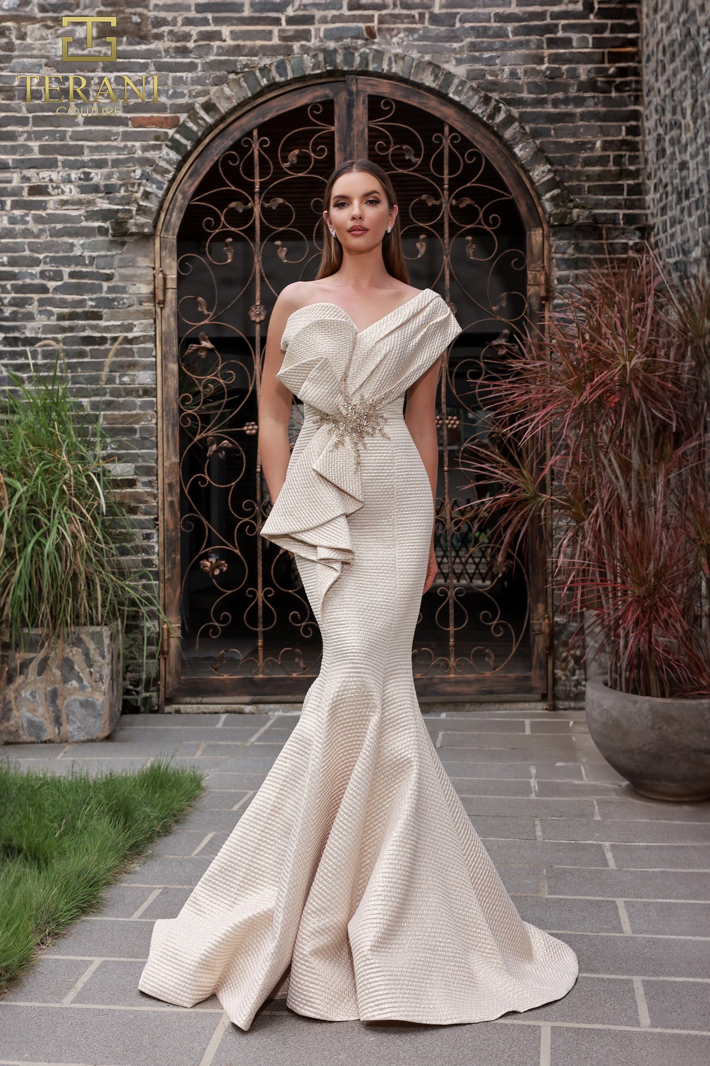 Terani Couture 251E4201