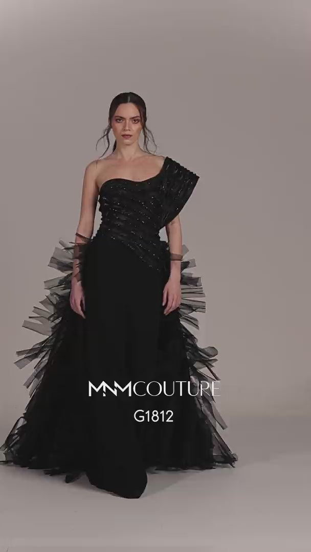 MNM Couture G1812